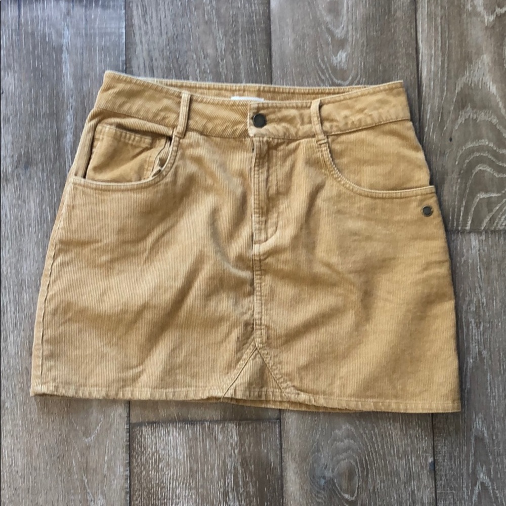 Roxy mustard mini skirt